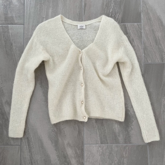 Wilfred Sweaters - 🌼HOST PICK🌼Aritzia Wilfred Cream/Ivory Alpaca Cardigan/Sweater